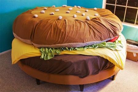 an-ideal-mattress-for-following-a-large-meal-2