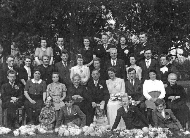 34617_420478742457_1490746_n